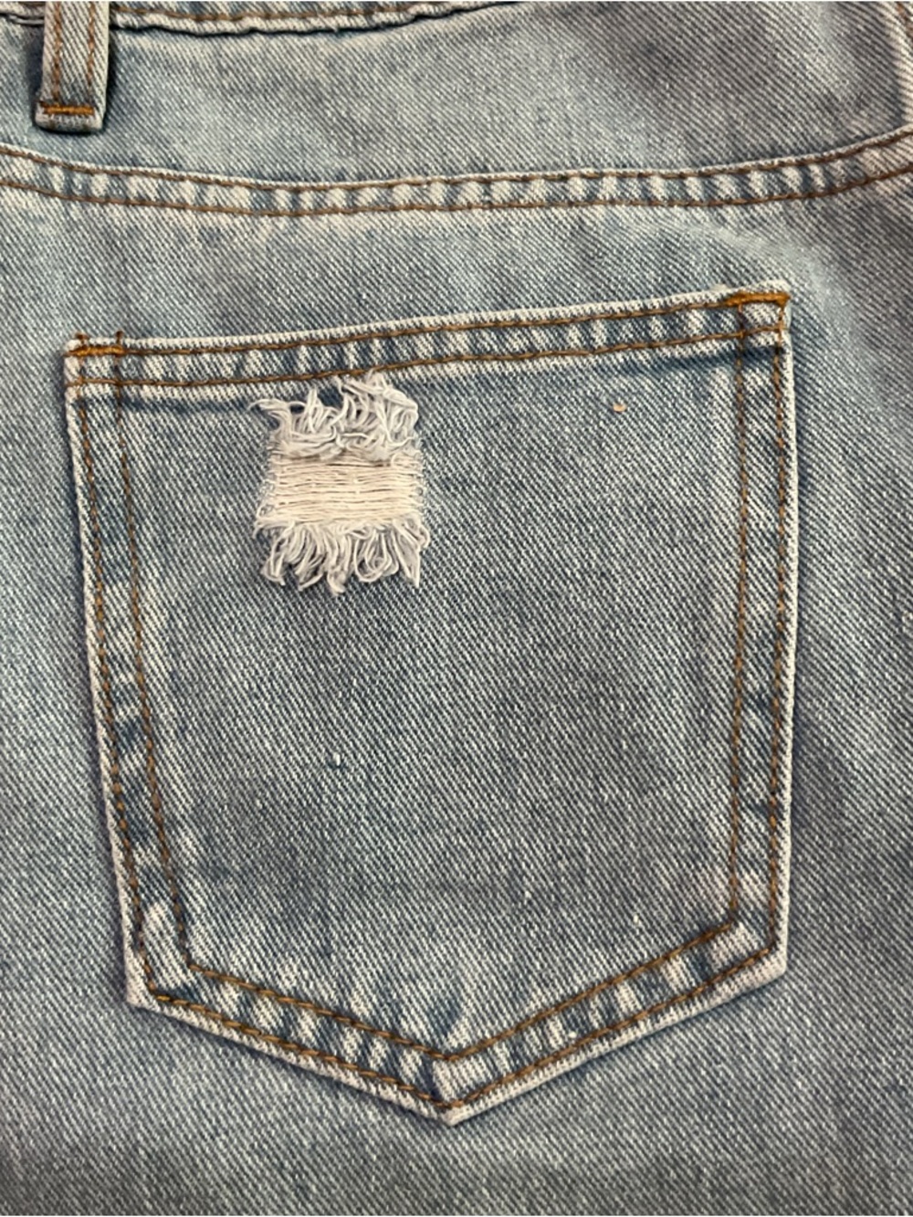 Denim Blvd Los Angeles Med Wash Distressed Denim Mini Skirt Size Medium NWT - Picture 5 of 12